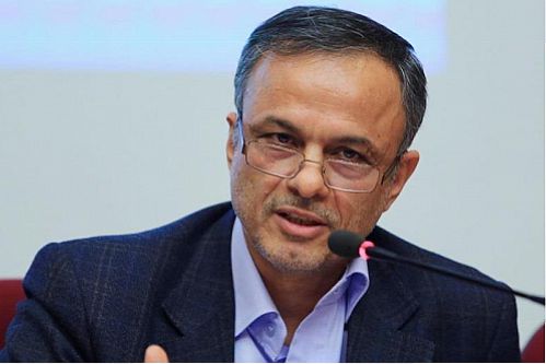   صنعت خودرو ایران انحصاری است